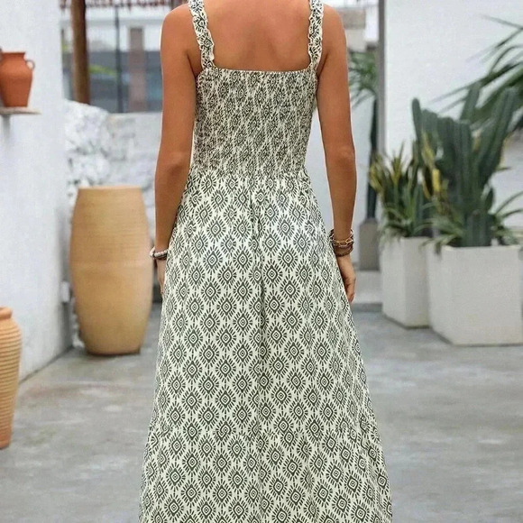 Multicolor Boho Women's Bohemian Vacation Style Printed Dress - Picture 2 of 6